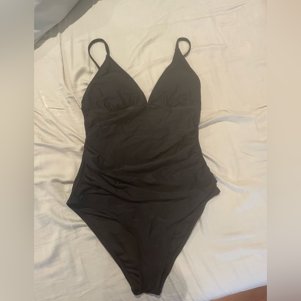 Cupshe black one piece